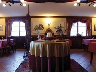 Hotel Dente Del Gigante Hotel in Aosta Valley, Italy