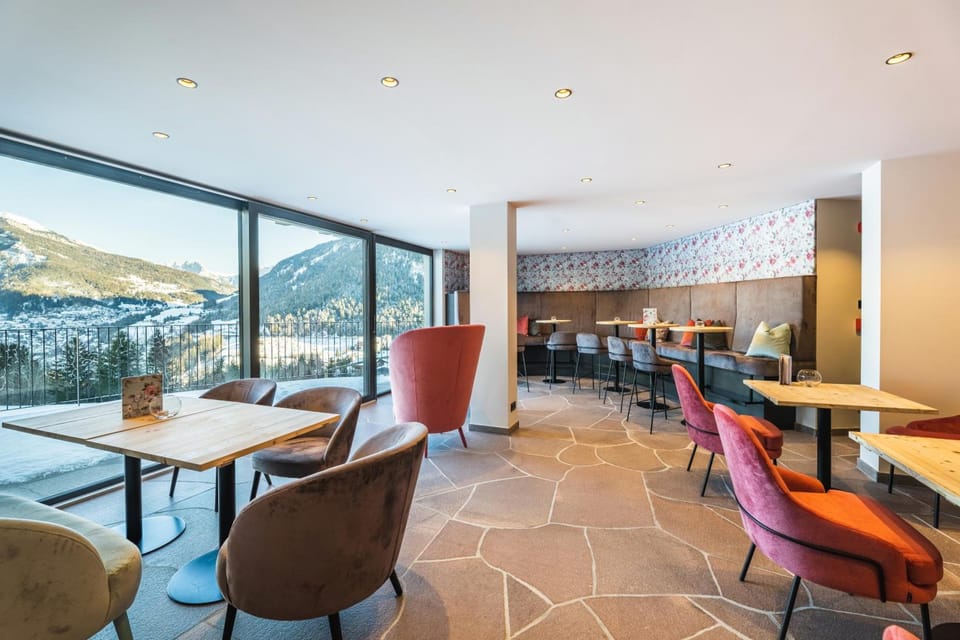 Bar/lounge