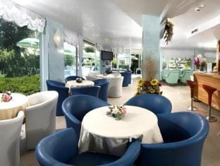 Bar/lounge