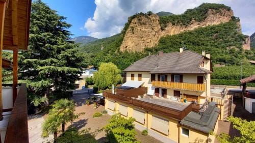 Hotel Garni Gruner Baum (Albero Verde) Hotel in Trentino-South Tyrol