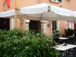 Hotel Moniga Hotel in Desenzano del Garda