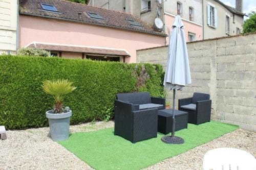Calme au bord de l'eau Hotel in Bourgogne-Franche-Comté