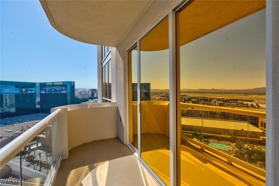Abz MGM Signature Suites Apartment hotel in Las Vegas Strip