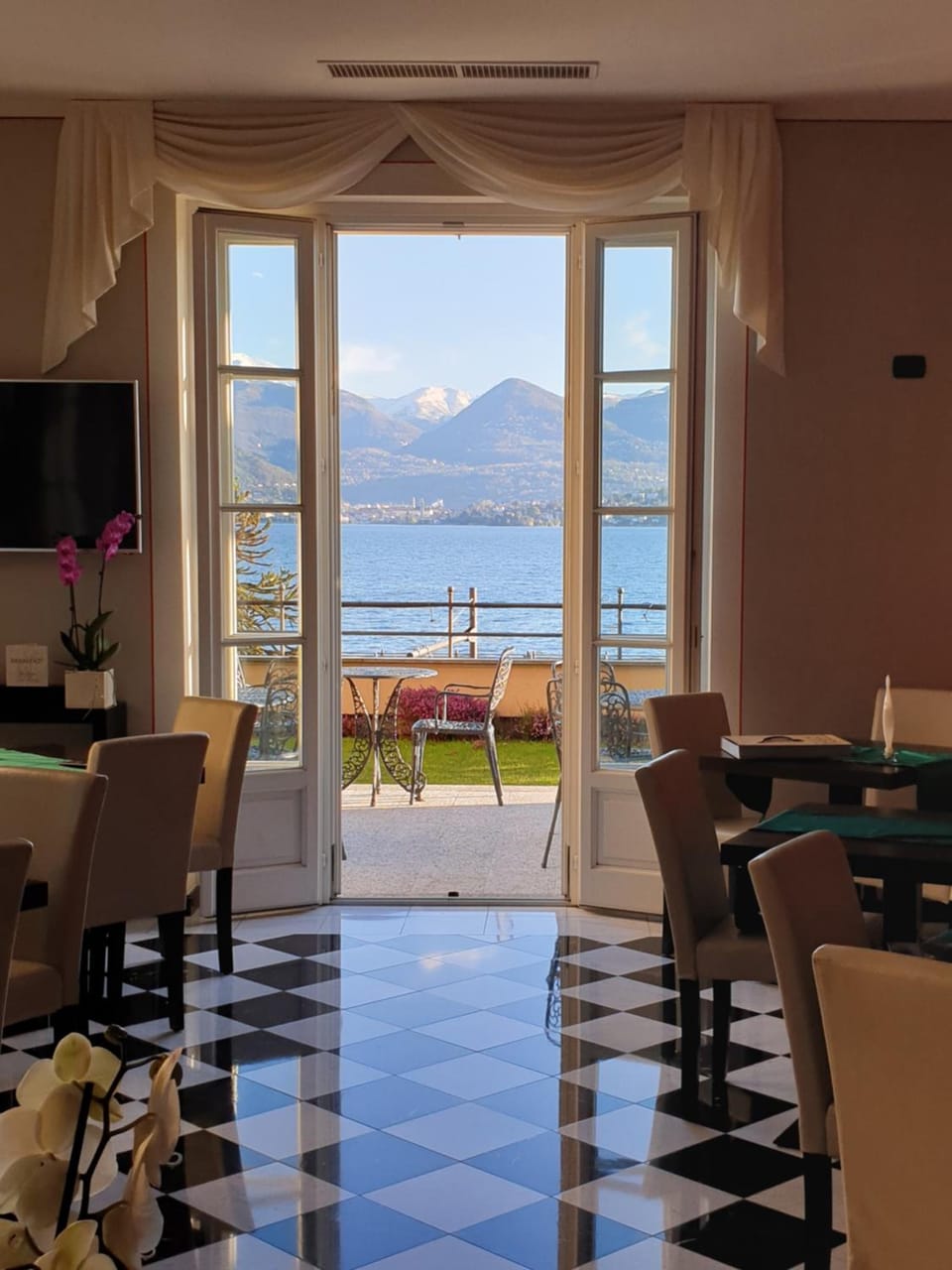 Hotel Residence La Luna Nel Porto Hotel in Stresa