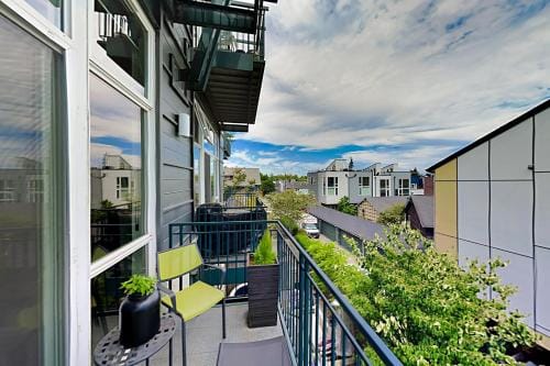 19th Avenue Lofts Unit 213 Hotel in Capitol Hill