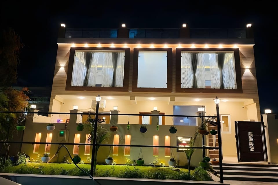 CRESCENT INN Hotel in Haryana