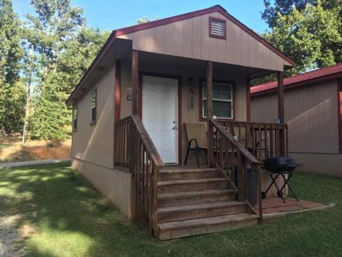Anglers Hideaway Cabins Lodge in Lake Texoma