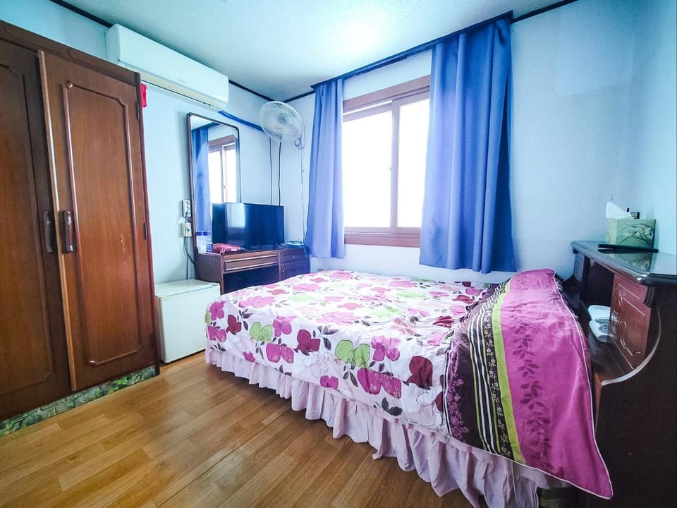 Naju Hyundai Motel in South Korea