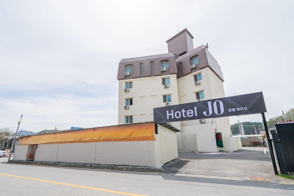 Jecheon Hotel JO Motel in South Korea