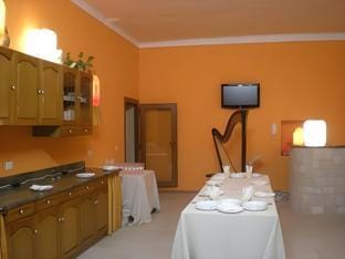 Art Rooms Joyful People Hotel in Province of Taranto