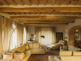 Wine Resort Conti di San Bonifacio Hotel in Tuscany