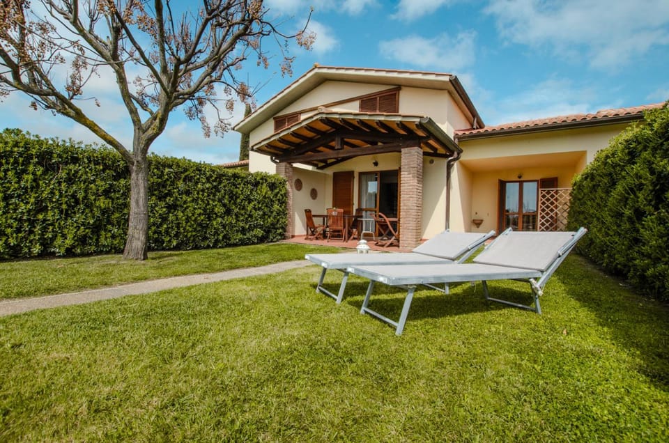 Residence Cernaia - Private Cottage Hotel in Tuscany