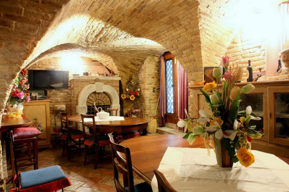 La Torretta sul Borgo Hotel in Grottammare