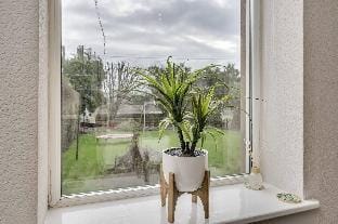 Garden Flat, Stylish, Modern Flat, Near Balloch Hotel in Scotland