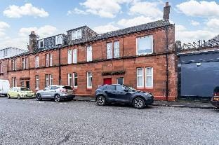 Garden Flat, Stylish, Modern Flat, Near Balloch Hotel in Scotland