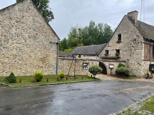 Moulin de Flagy Hotel in Île-de-France
