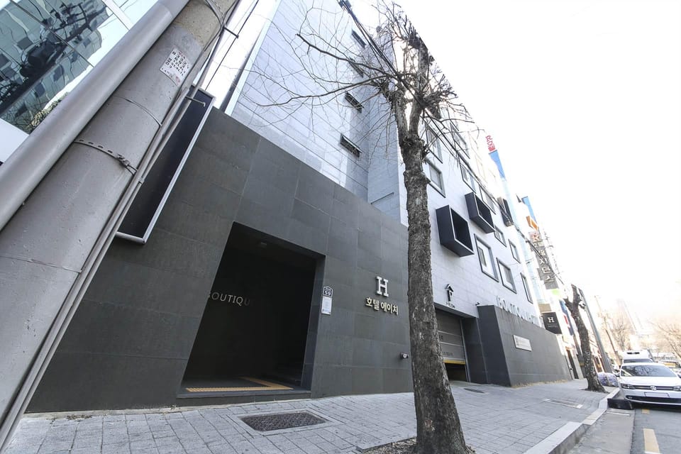 Daegu Dongdaegu H Hotel Motel in Daegu