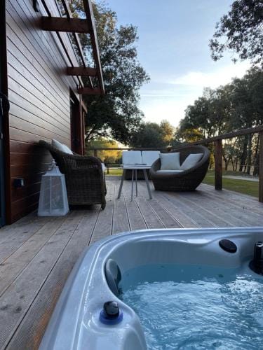 MAS DE REY Uzes Lodge in Provence-Alpes-Côte d'Azur