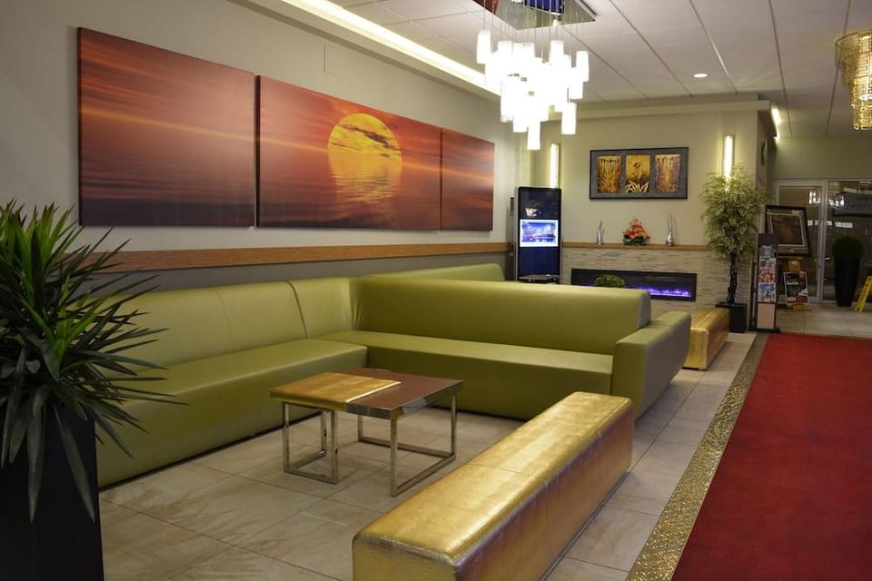 Bedfort Inn & Suites Hotel in Edmonton