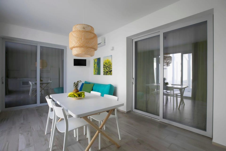 Camaro' Apartment hotel in Favignana