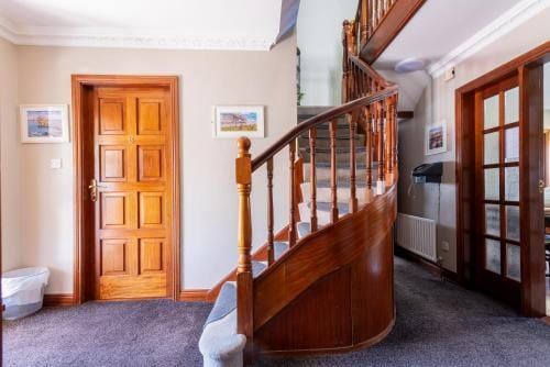 AVALON HOUSE Hotel in Galway