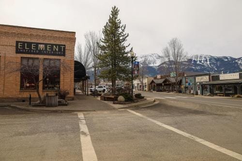 The Loft Downtown Hotel in Joseph