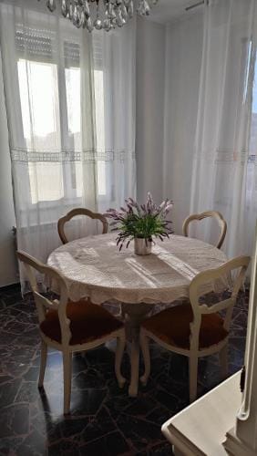 B&B Petit dejeuner Hotel in Chiavari