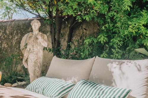 Maison d'artistes - Pavillon Southway Hotel in Marseille