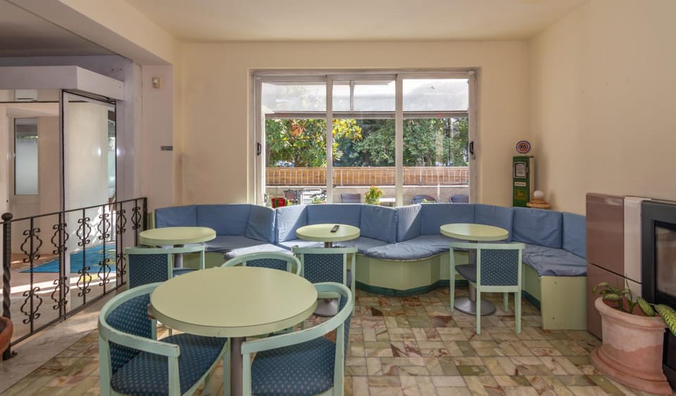 Hotel Daisy Hotel in Marina di Massa