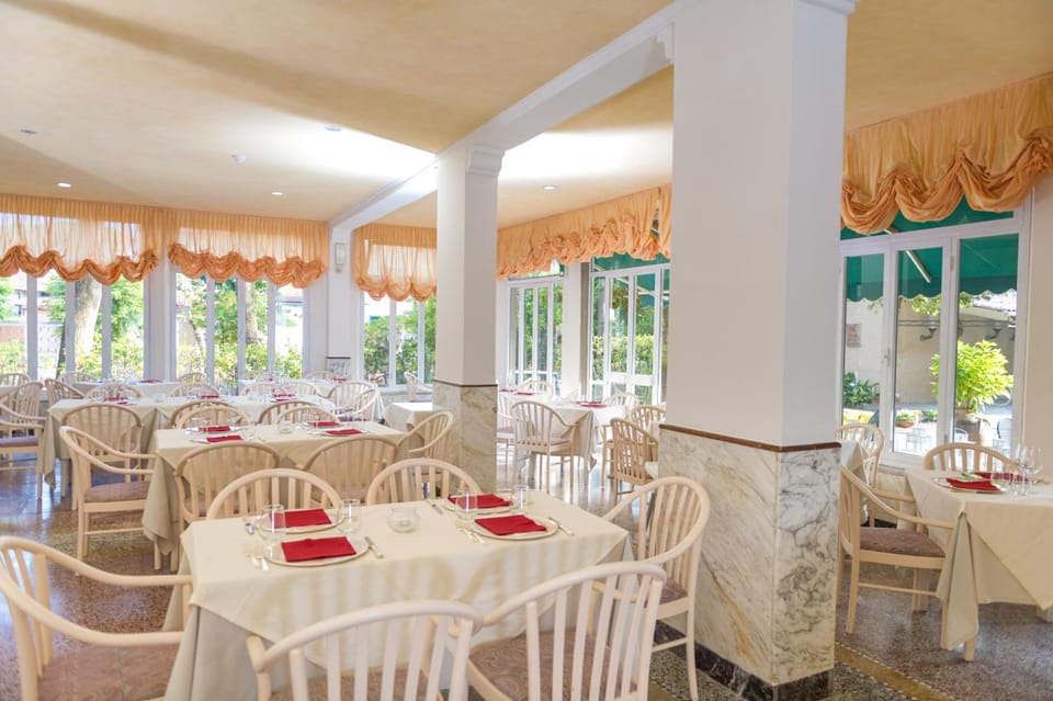 Albergo Battelli Only Adults Hotel in Emilia-Romagna
