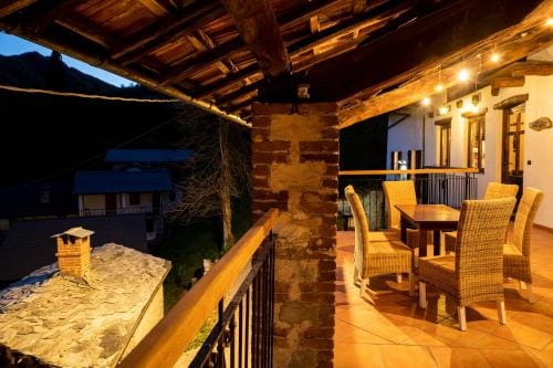 B&B IDUEVAGAMONDI immerso nel bosco tra le MONTAGNE con area benessere come EXTRA Hotel in Liguria