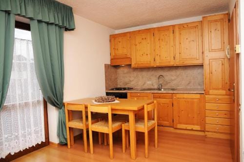 Residence Marisol Camere & Appartamenti - Mezzana Centre Hotel in Province of Brescia