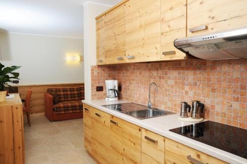 Residence Marisol Camere & Appartamenti - Mezzana Centre Hotel in Province of Brescia
