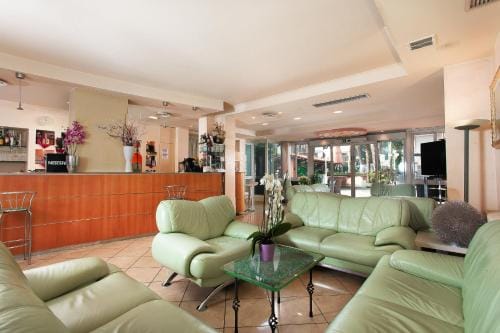 Hotel Flora Hotel in Milano Marittima