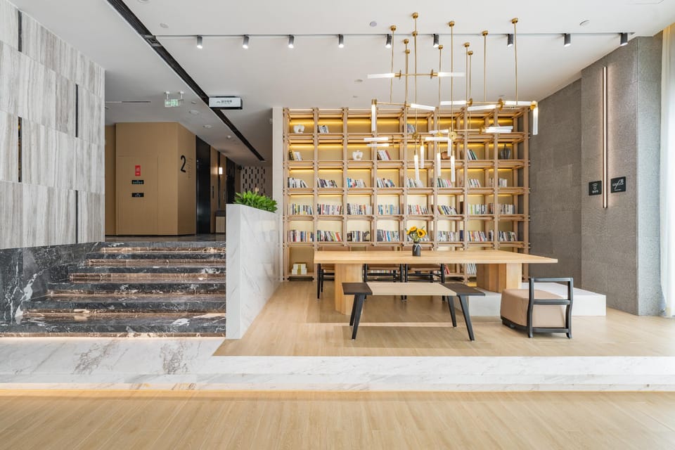 Atour Hotel Chongqing West Railway Station Hotel in China
