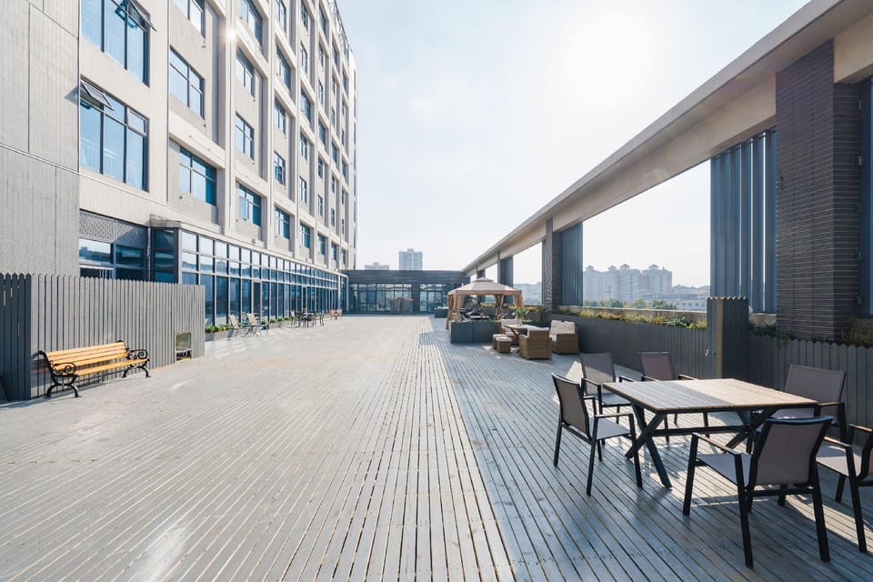 Atour Hotel Kunshan North Changjiang Road Baoyu Square Hotel in Shanghai