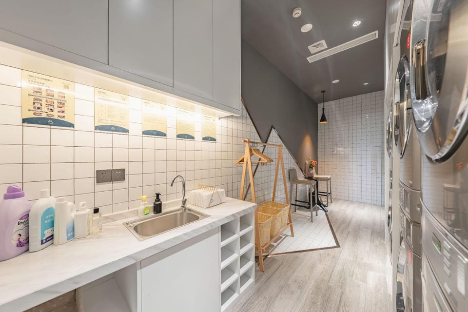 Atour Hotel Kunshan North Changjiang Road Baoyu Square Hotel in Shanghai
