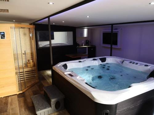 V&Spa 2 chambres d'hotes avec Spa privatif dont une avec un Sauna Hotel in Hauts-de-France