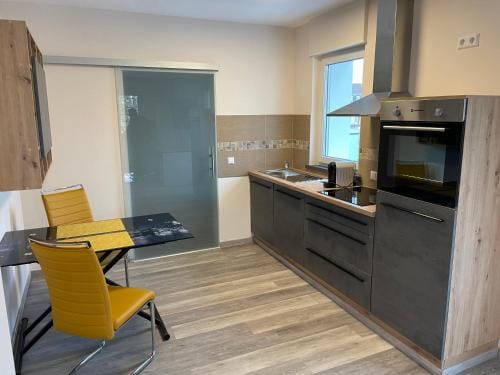 Boarding House Zweibrucken Hotel in Saarland, 66, Germany