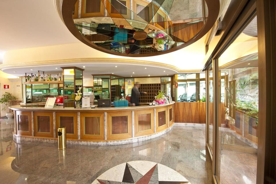 Bar/lounge