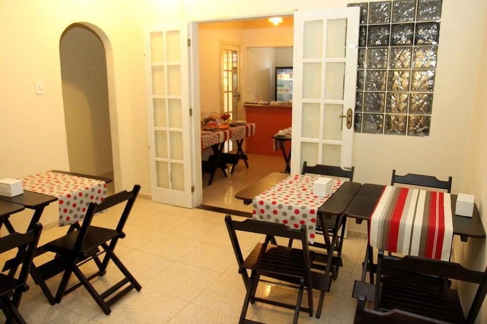 Btuga Guest House Hotel in Vila Canaa