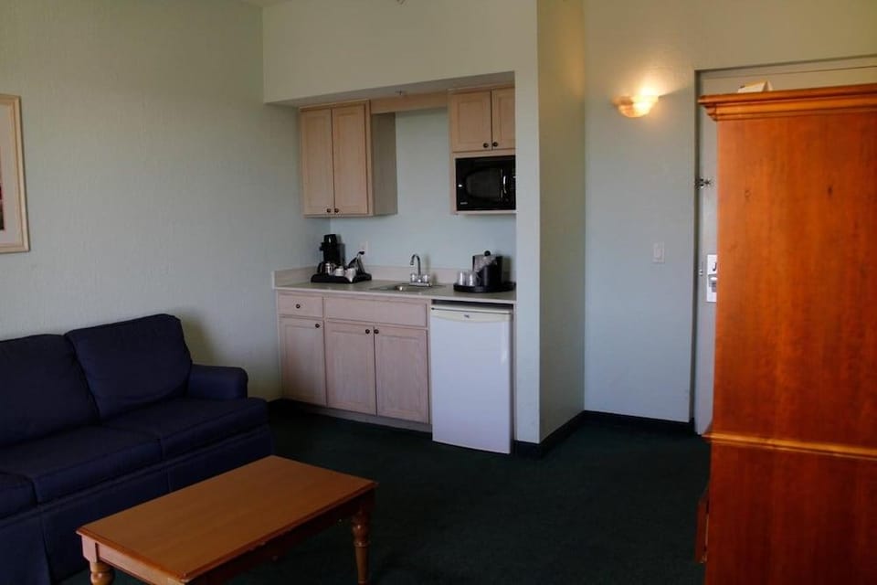 Quality Suites Hotel in Cocoa Beach