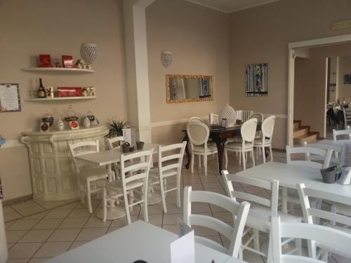 Risorgimento - Albergo - Bar Hotel in Marche