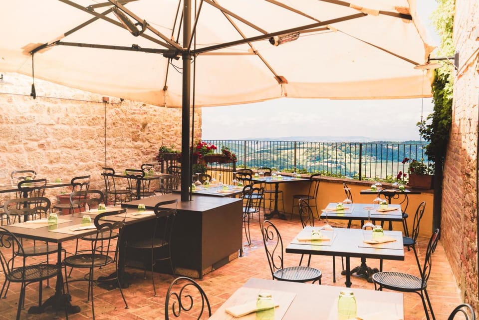 Osteria Del Borgo B&B Hotel in Montepulciano