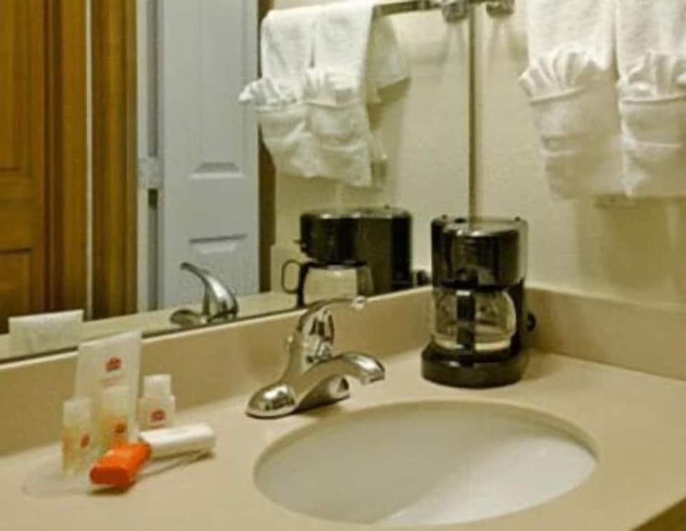 Ramada Limited Indianapolis West Hotel in Pike Township
