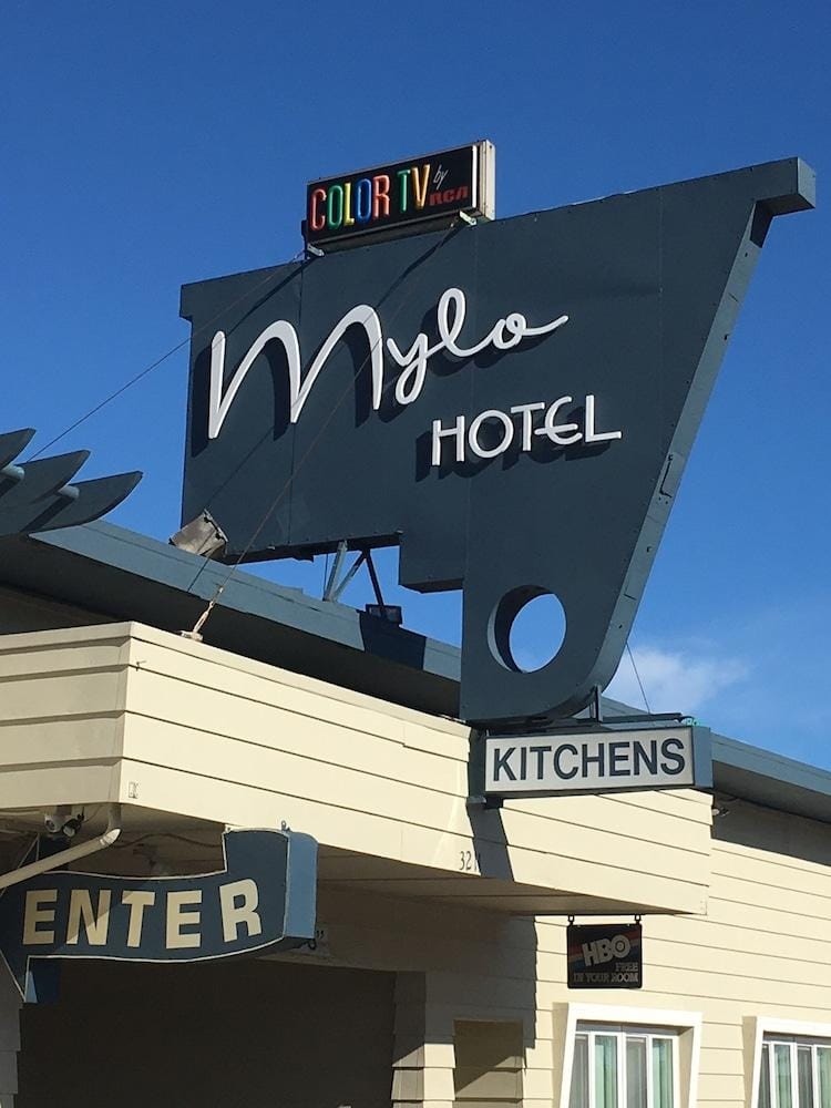 Mylo Hotel Daly Hotel in Daly City