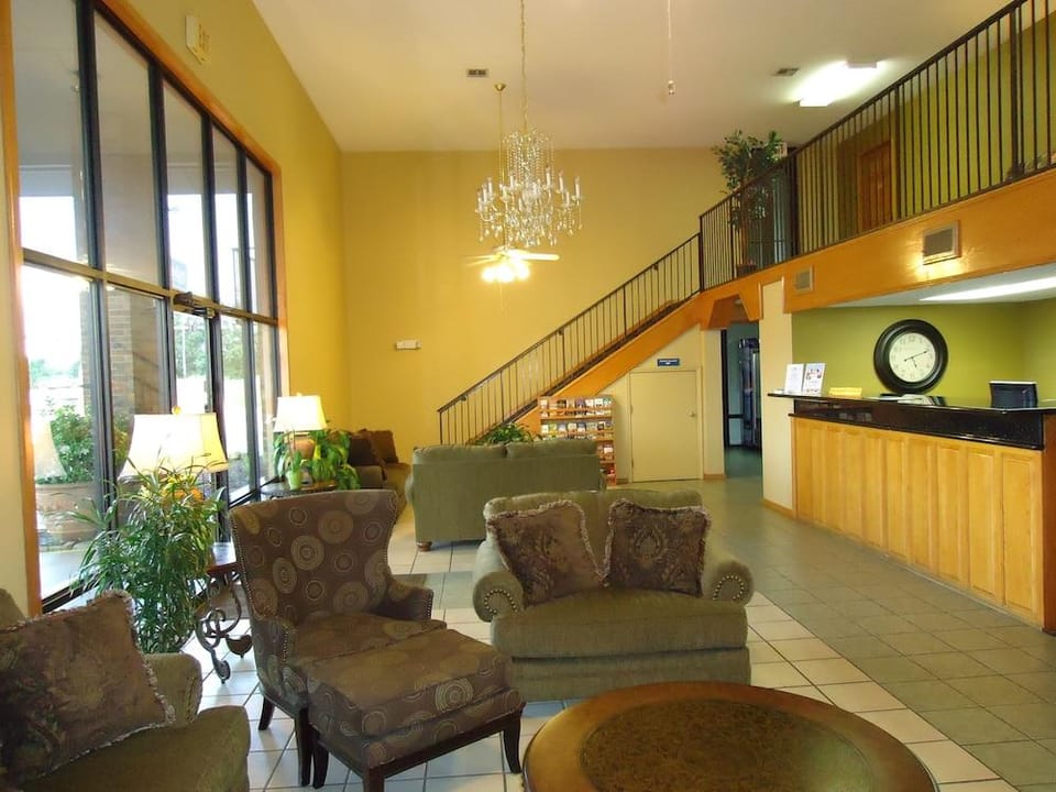 Americas Best Value Inn Roland Hotel in Arkansas