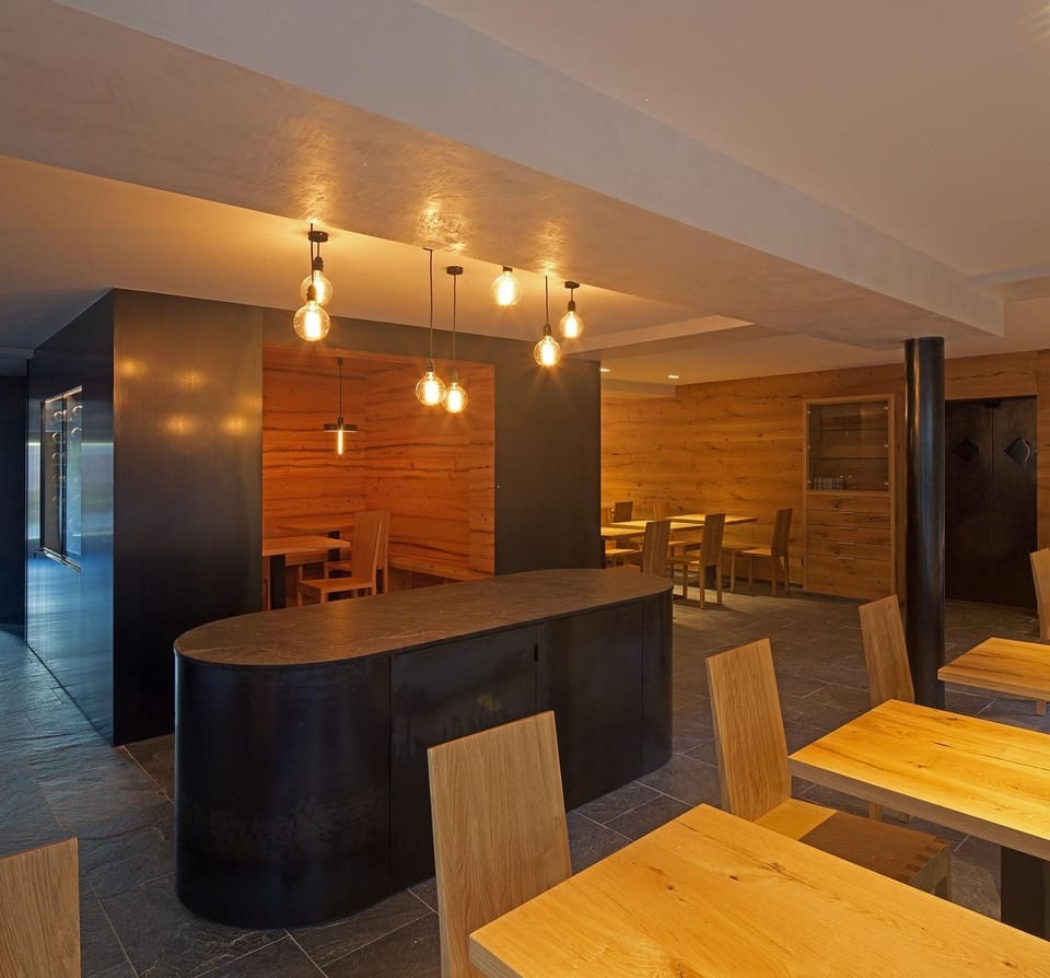 Bar/lounge