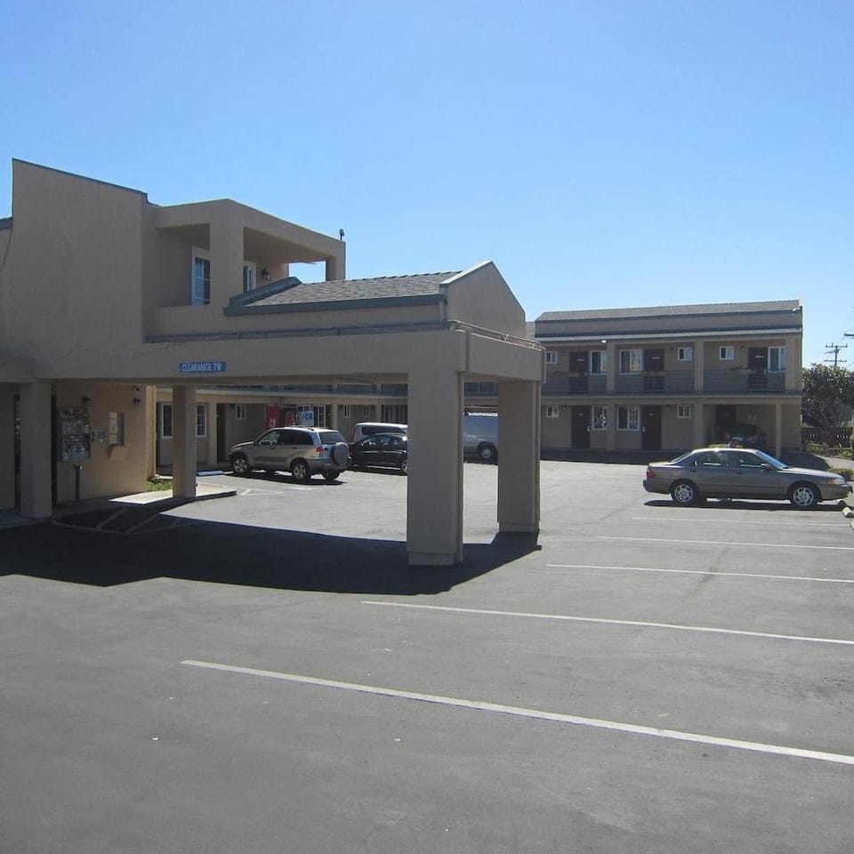 Americas Best Value Inn-Seaside South Hotel in Seaside