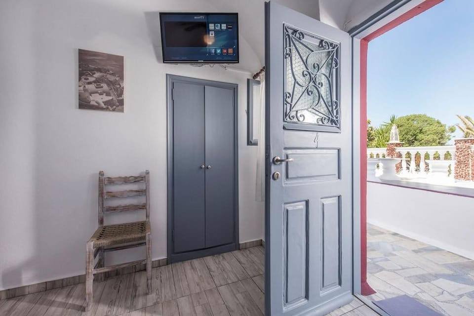 Maryloujohn Villas Hotel in Oia